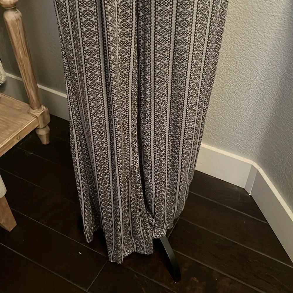 Honey Belle Gray Black Halter Style Wide Leg Jumpsuit Size Medium - Picture 3 of 7